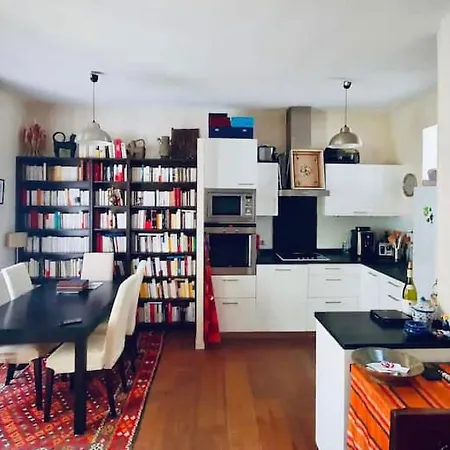 Pensionat Private Parisian Home W/ Outdoor Space 4*